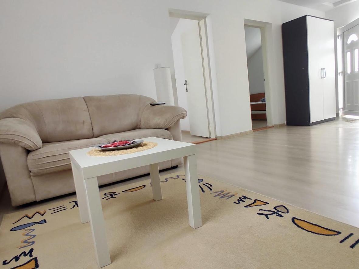 A1 - Airport Belgrade Apartment المظهر الخارجي الصورة