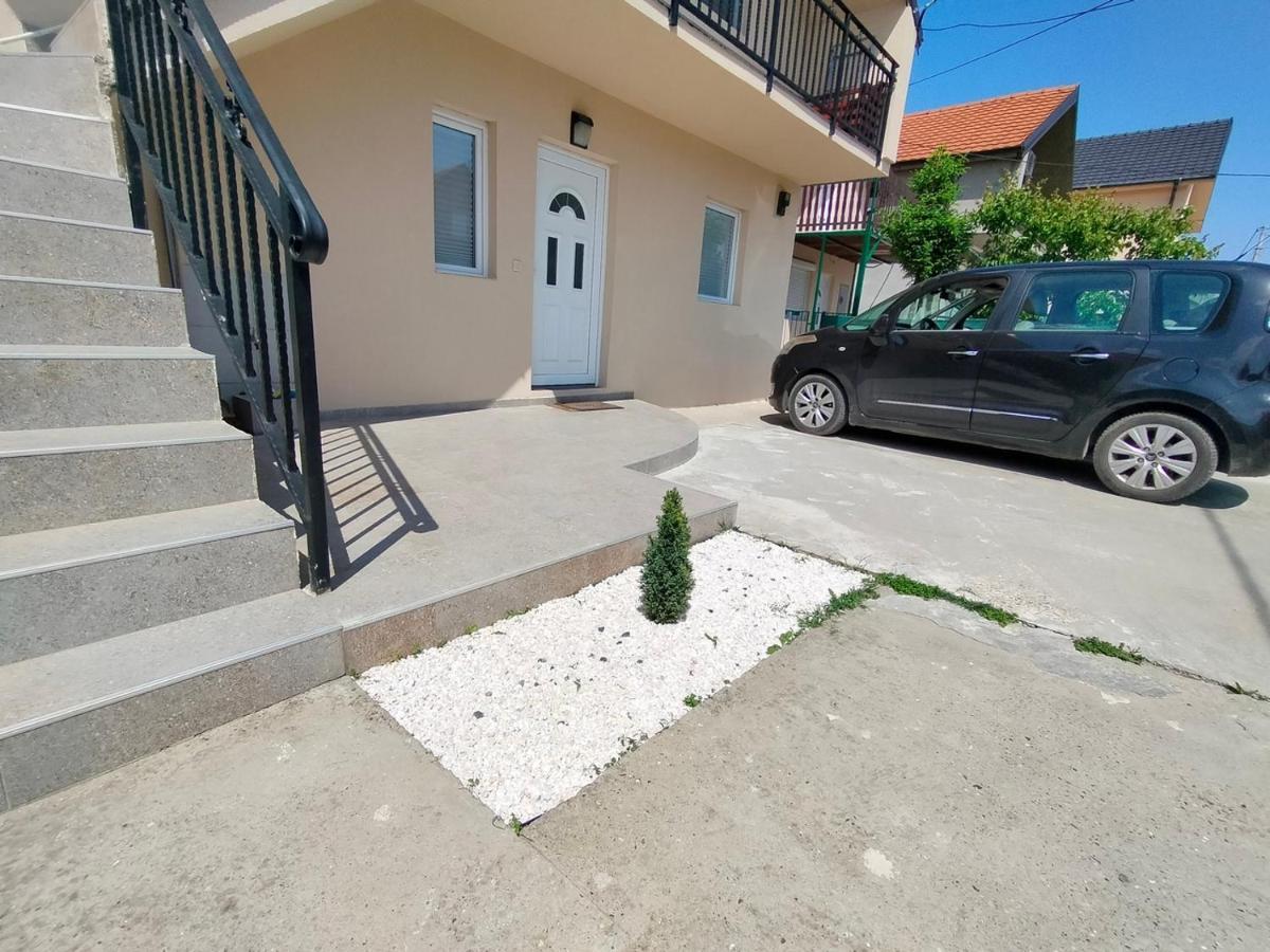 A1 - Airport Belgrade Apartment المظهر الخارجي الصورة