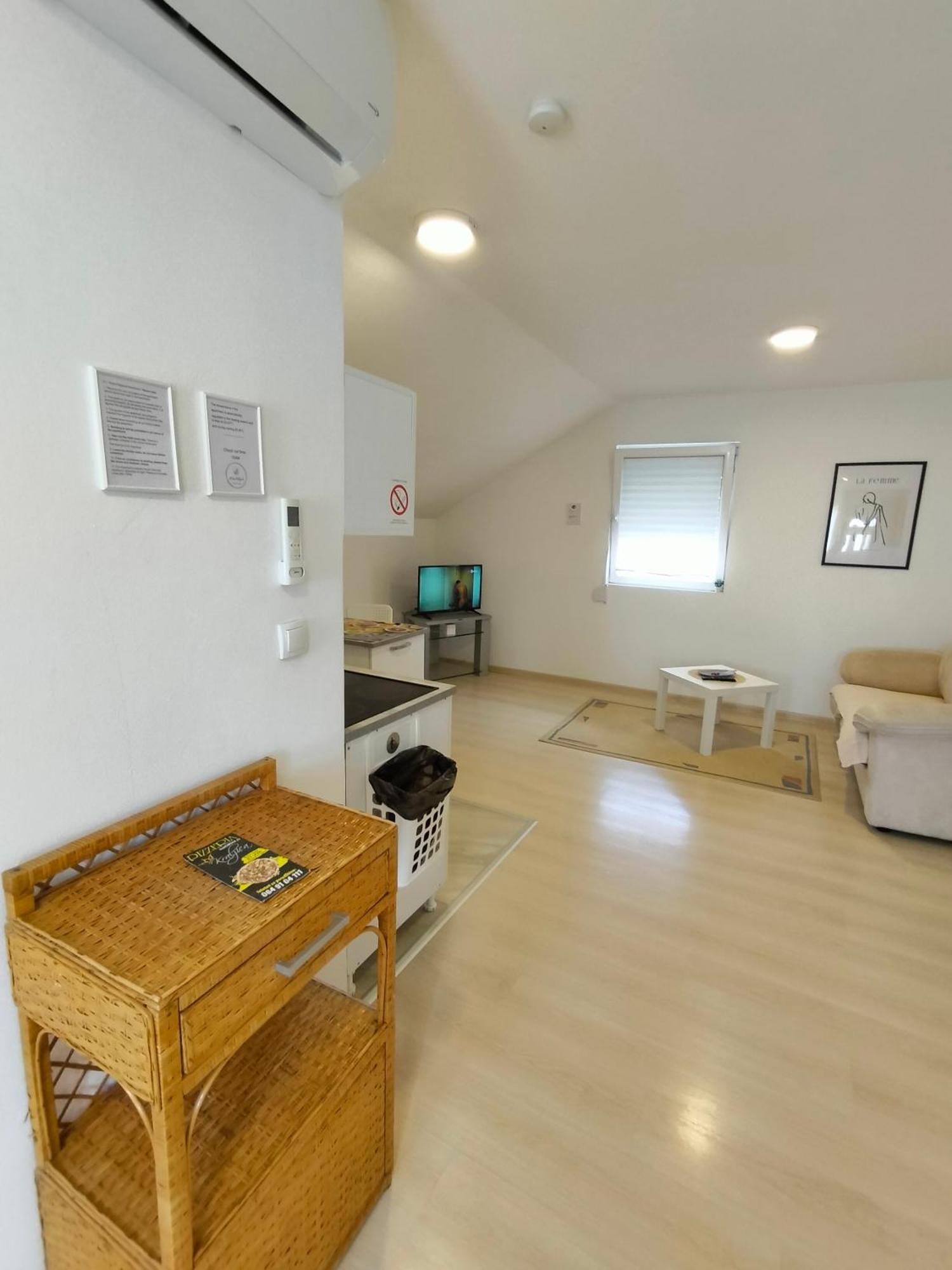 A1 - Airport Belgrade Apartment المظهر الخارجي الصورة